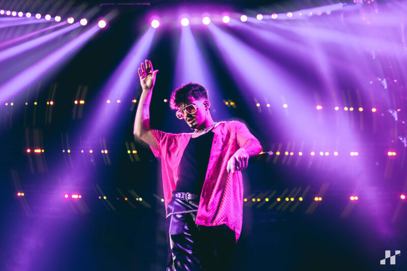 Valmar uses Robe at soldout Budapest Arena show A1 Lighting Magazine