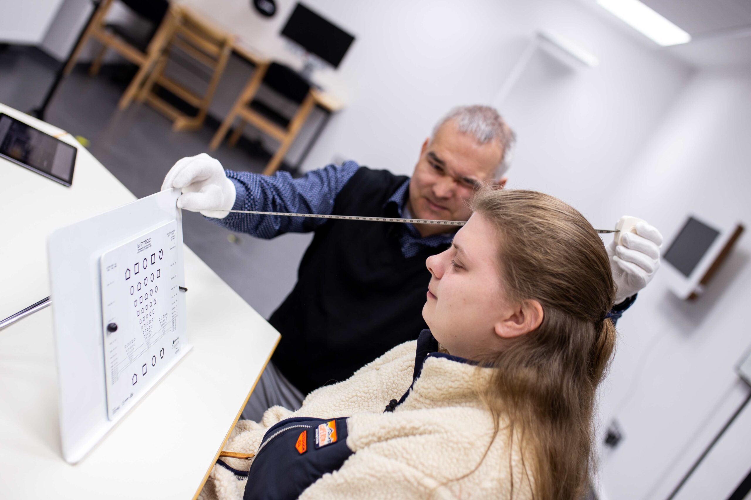 Innovative lighting lab provides support for visually impaired people in the workplace