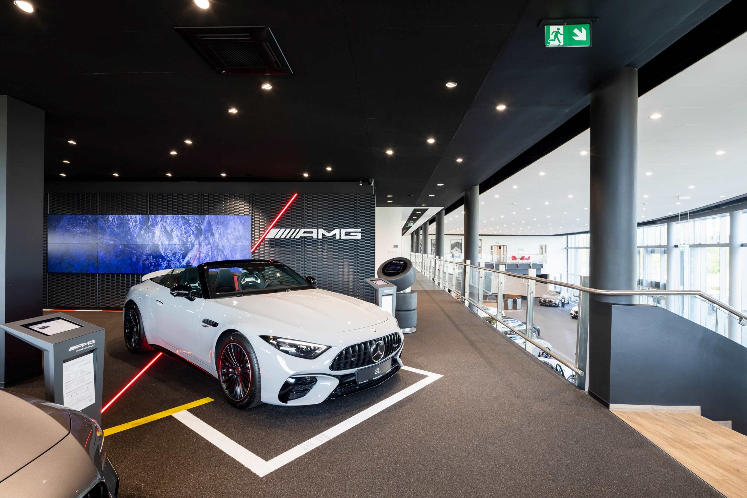 Upper level at Auto-Studio Łódź