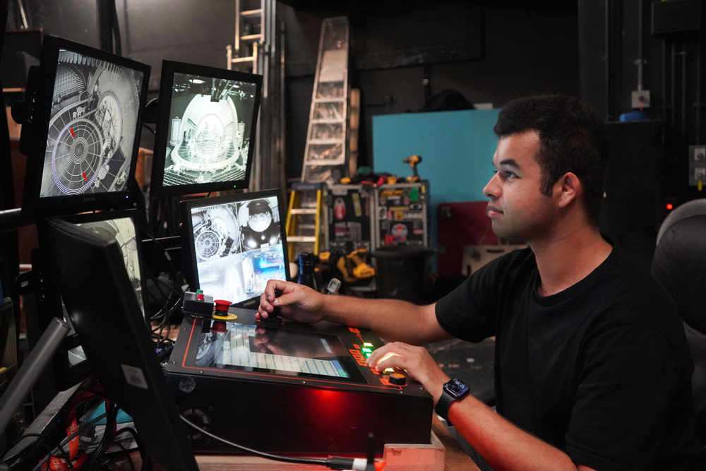 Hugo-Blackwood-Technical-Theatre-Apprentice-at-Chichester-Festival-Theatre_1